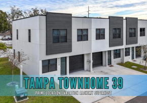 Central Tampa Townhome - 7539 Gesualdo Ct